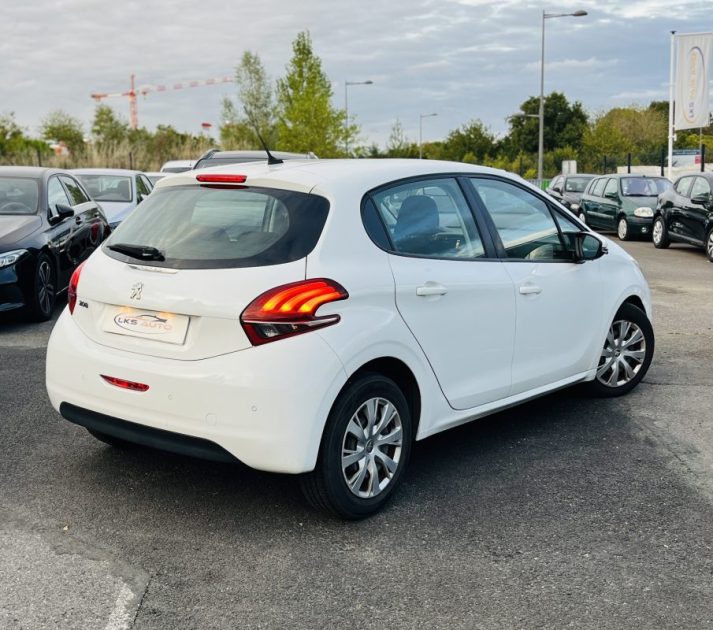 PEUGEOT 208 1.5 BlueHDi 100ch ACTIVE BUSINESS