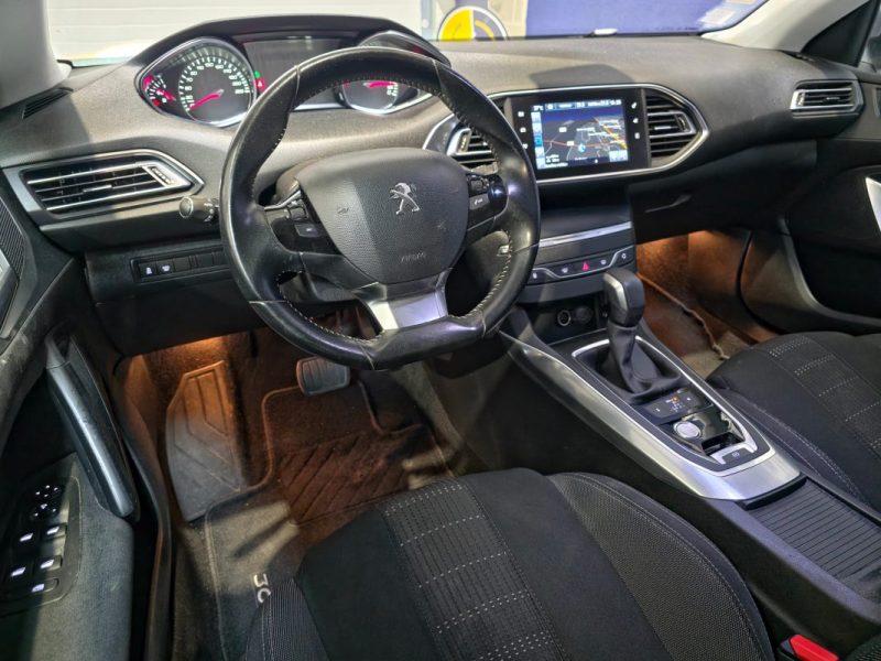 PEUGEOT 308 1.2 PureTech 130ch ALLURE EAT6 - DISTRI OK