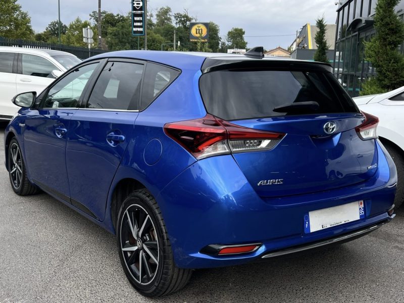 TOYOTA AURIS II PHASE 2 COLLECTION 1.8 HYBRIDE 136 Cv BOITE AUTO ECRAN GPS TACTILE - GARANTIE 1 AN 