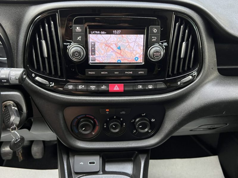 FIAT DOBLO CARGO III PHASE 2 PACK PROFESSIONAL NAV 1.4 95 Cv 3 PLACES / GPS REGULATEUR CLIM CritAir1