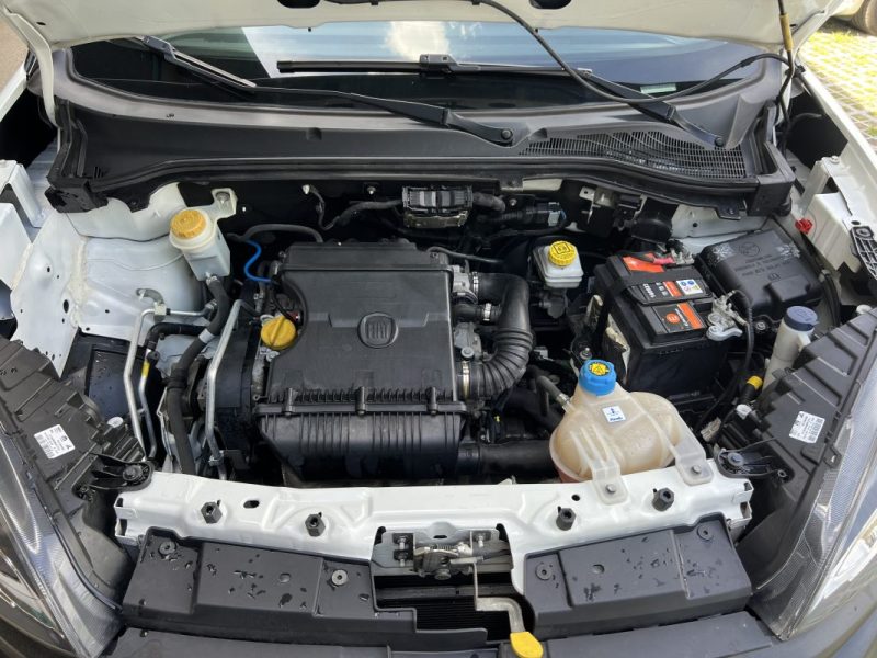 FIAT DOBLO CARGO III PHASE 2 PACK PROFESSIONAL NAV 1.4 95 Cv 3 PLACES / GPS REGULATEUR CLIM CritAir1