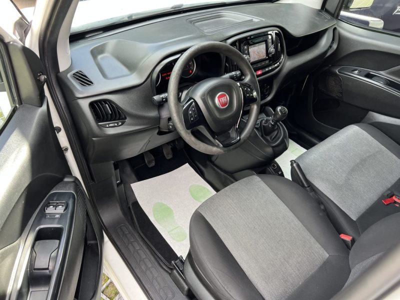 FIAT DOBLO CARGO III PHASE 2 PACK PROFESSIONAL NAV 1.4 95 Cv 3 PLACES / GPS REGULATEUR CLIM CritAir1