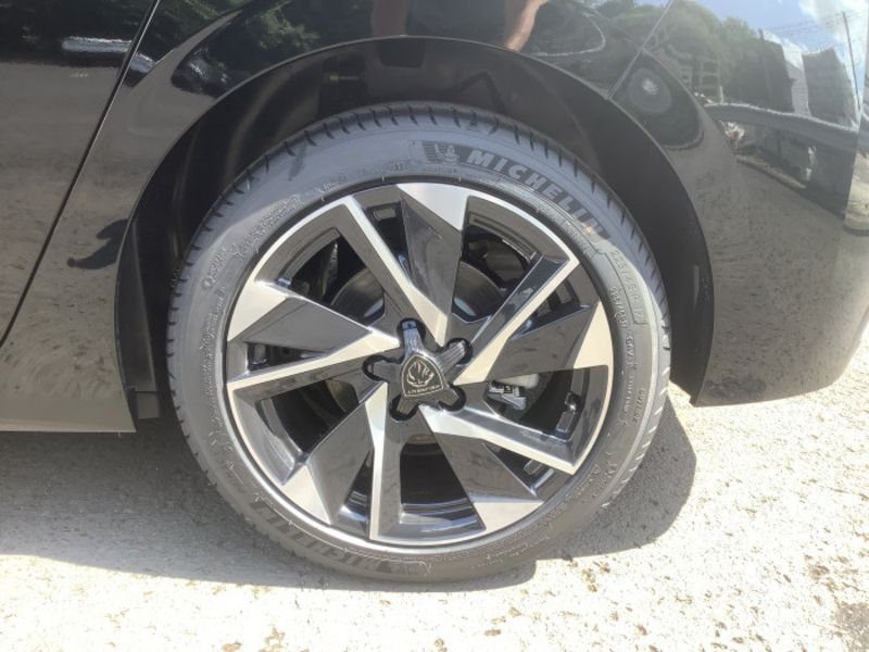 Peugeot 308 BlueHDi 130ch S&S EAT8 Allure