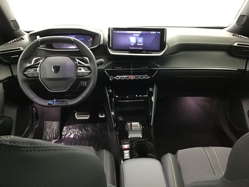 Peugeot 2008 Hybrid 145 e-DCS6 GT