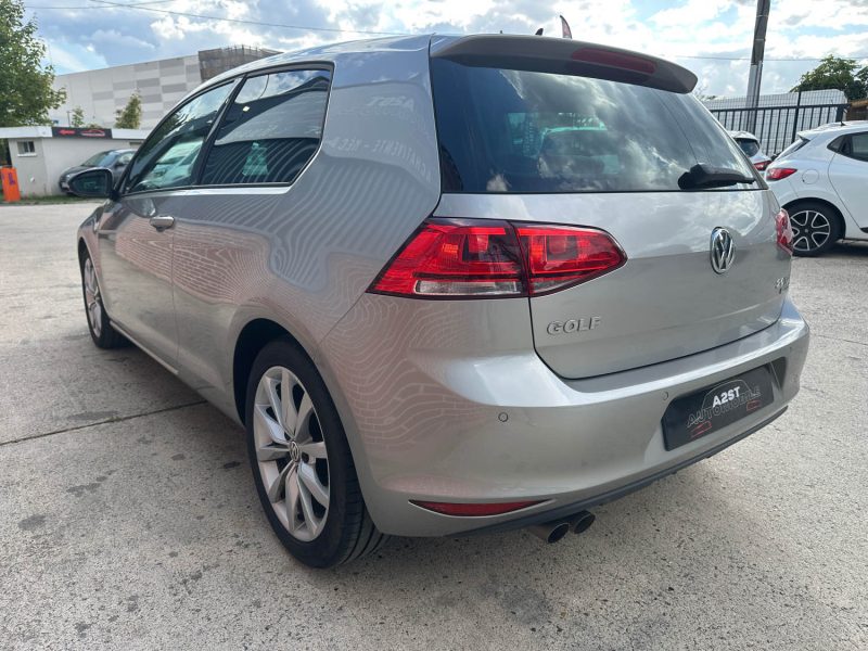 VOLKSWAGEN GOLF 7 2.0 TDI 150ch BlueMotion Technology CARAT