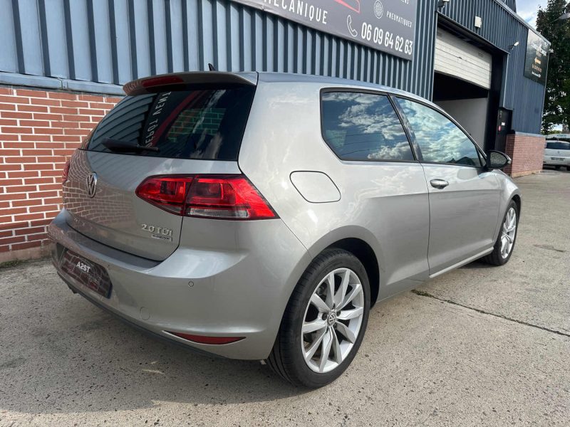 VOLKSWAGEN GOLF 7 2.0 TDI 150ch BlueMotion Technology CARAT