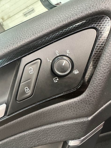 VOLKSWAGEN GOLF 7 2.0 TDI 150ch BlueMotion Technology CARAT