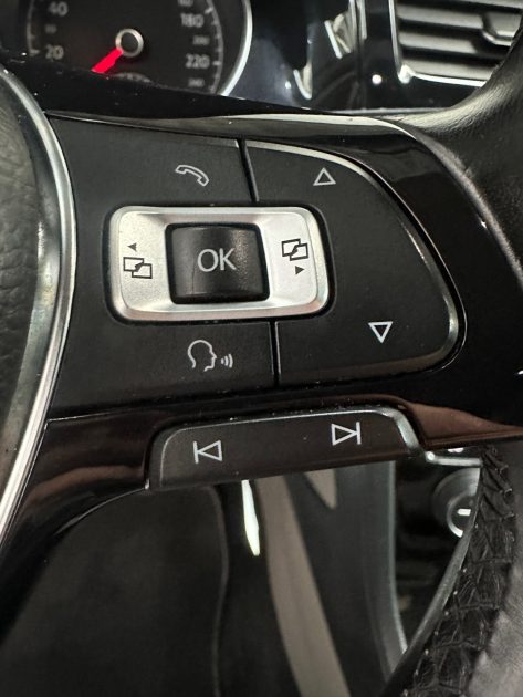 VOLKSWAGEN GOLF 7 2.0 TDI 150ch BlueMotion Technology CARAT