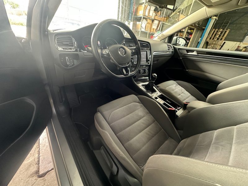 VOLKSWAGEN GOLF 7 2.0 TDI 150ch BlueMotion Technology CARAT
