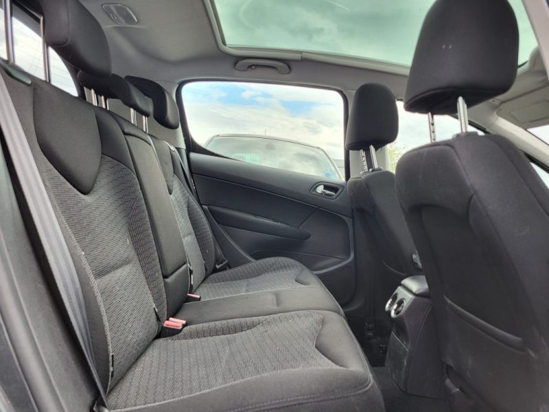 PEUGEOT 308 2.0 HDi 150 cv - GARANTIE 12 mois - Allure