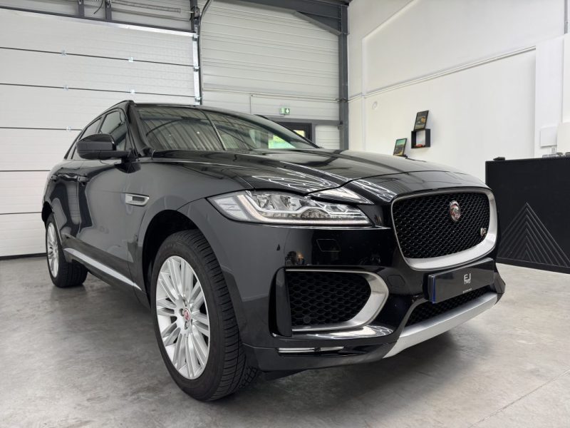 JAGUAR F-PACE 2016