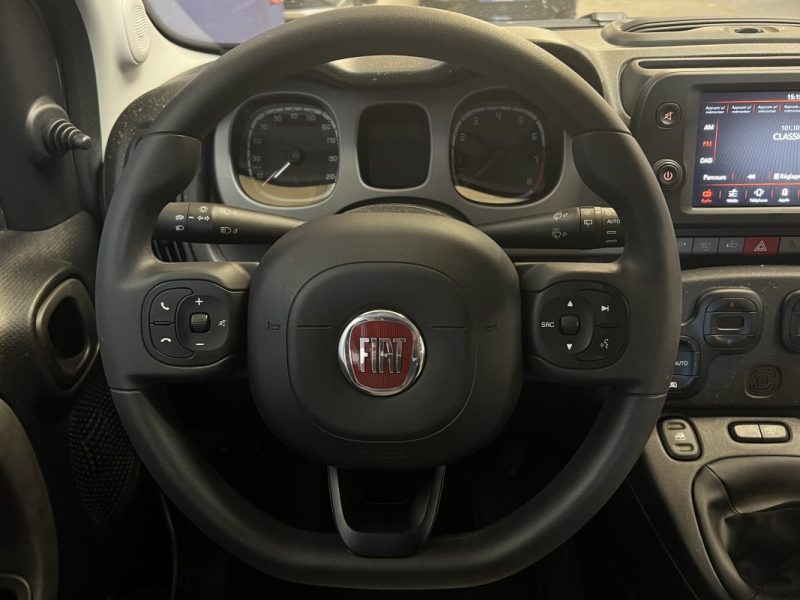 FIAT PANDA CITY CROSS HYBRID 1.0 69CH - GARANTIE CONSTRUCTEUR - 7950KM 