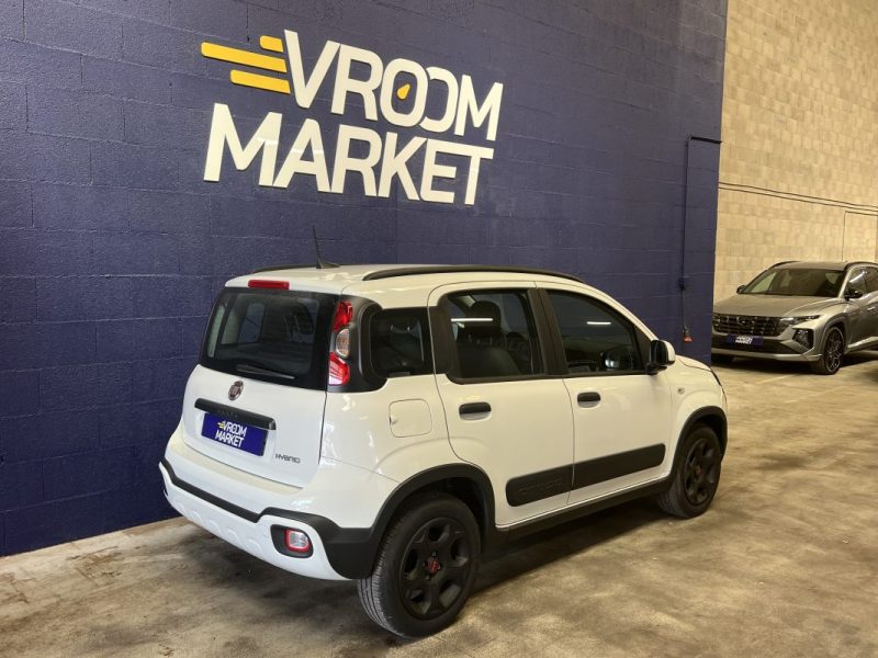 FIAT PANDA CITY CROSS HYBRID 1.0 69CH - GARANTIE CONSTRUCTEUR - 7950KM 