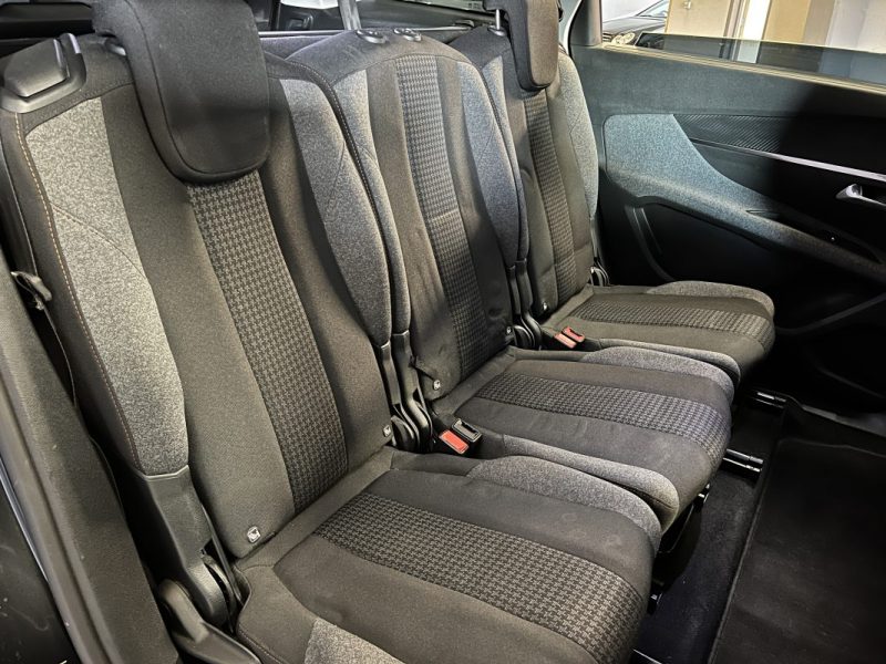 PEUGEOT 5008 1.6HDi Allure 120ch 110.000KM/7 PLACES