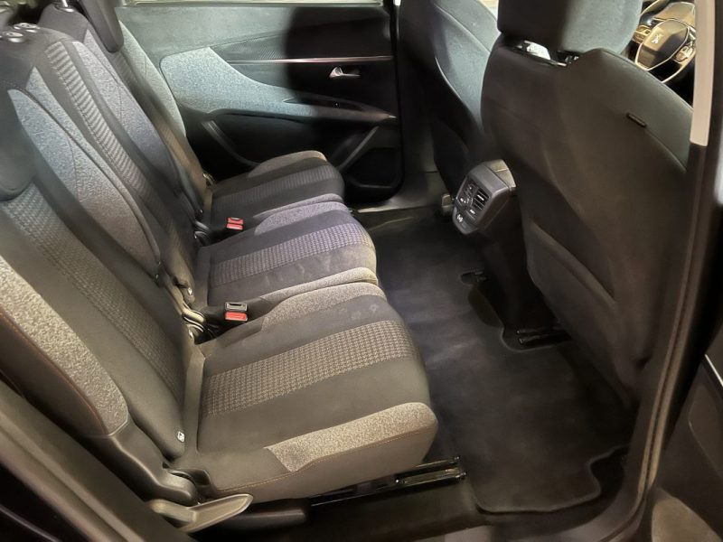 PEUGEOT 5008 1.6HDi Allure 120ch 110.000KM/7 PLACES