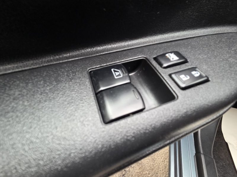 NISSAN MICRA 4 VISIA 1.2I - 12V 80CV CRIT'AIR 1 2011