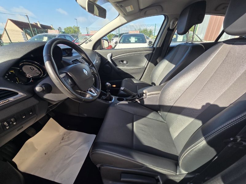 RENAULT MEGANE 3 PHASE 3 1.2TCE 116CV 16V CRIT'AIR 1 2015