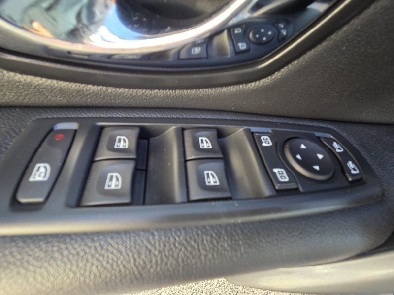 RENAULT MEGANE 3 PHASE 3 1.2TCE 116CV 16V CRIT'AIR 1 2015