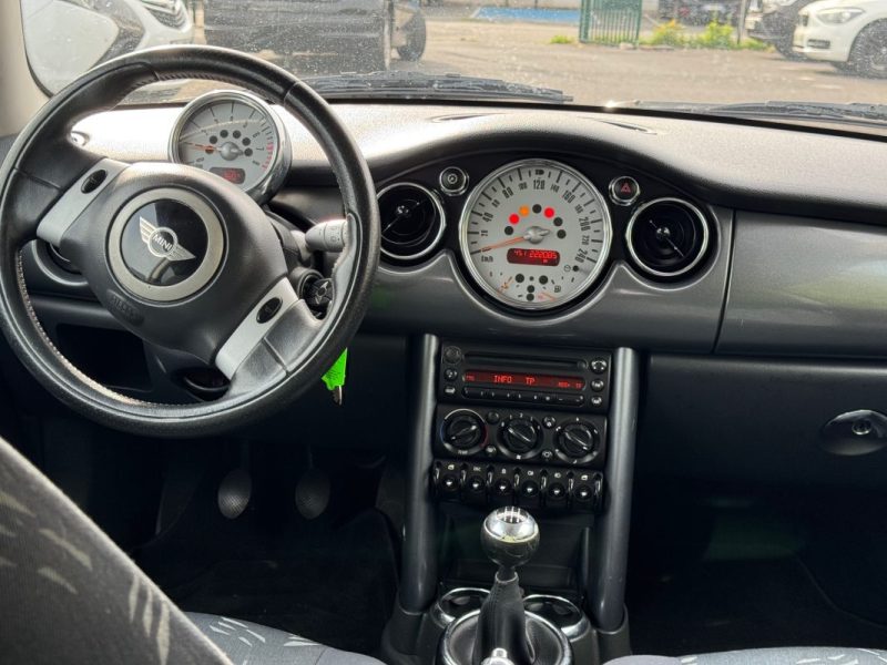 MINI  ONE R50 1.6I 90CV DISTRIBUTION A CHAINE 