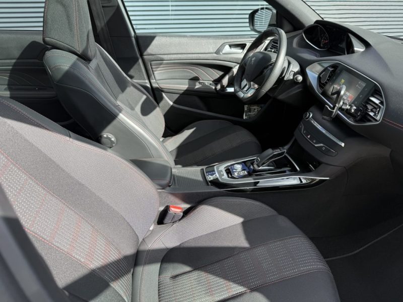  PEUGEOT 308 1.2 PURETECH EAT8 130cv GT LINE  / DISTRIB OK