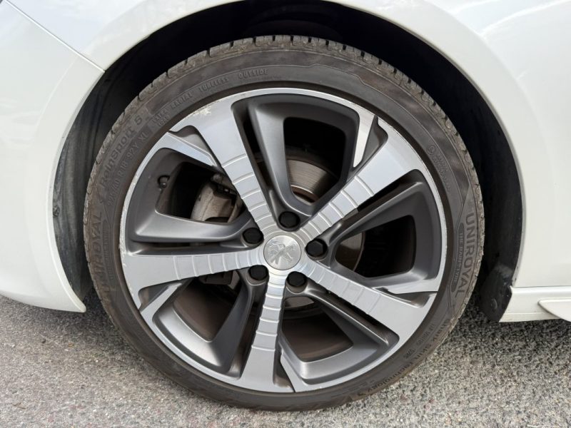  PEUGEOT 308 1.2 PURETECH EAT8 130cv GT LINE  / DISTRIB OK