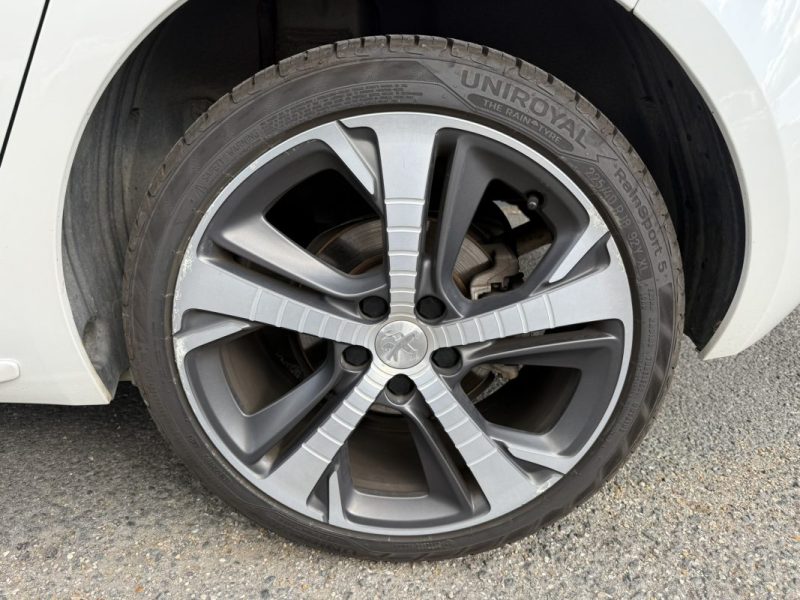  PEUGEOT 308 1.2 PURETECH EAT8 130cv GT LINE  / DISTRIB OK