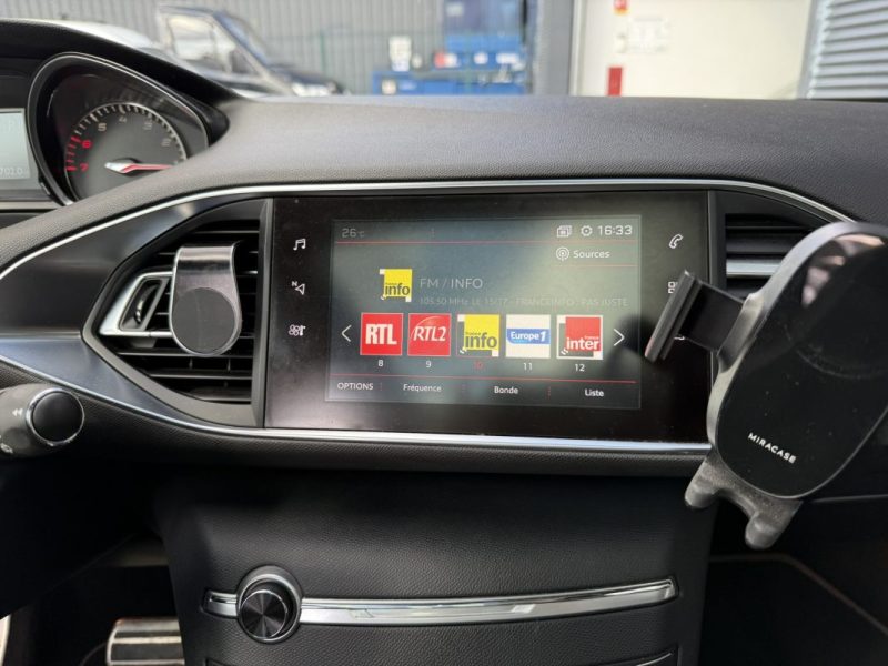  PEUGEOT 308 1.2 PURETECH EAT8 130cv GT LINE  / DISTRIB OK