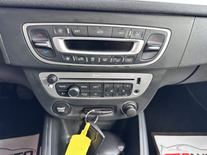 RENAULT MEGANE III 1.5 dCi 110ch FAP Limited eco²