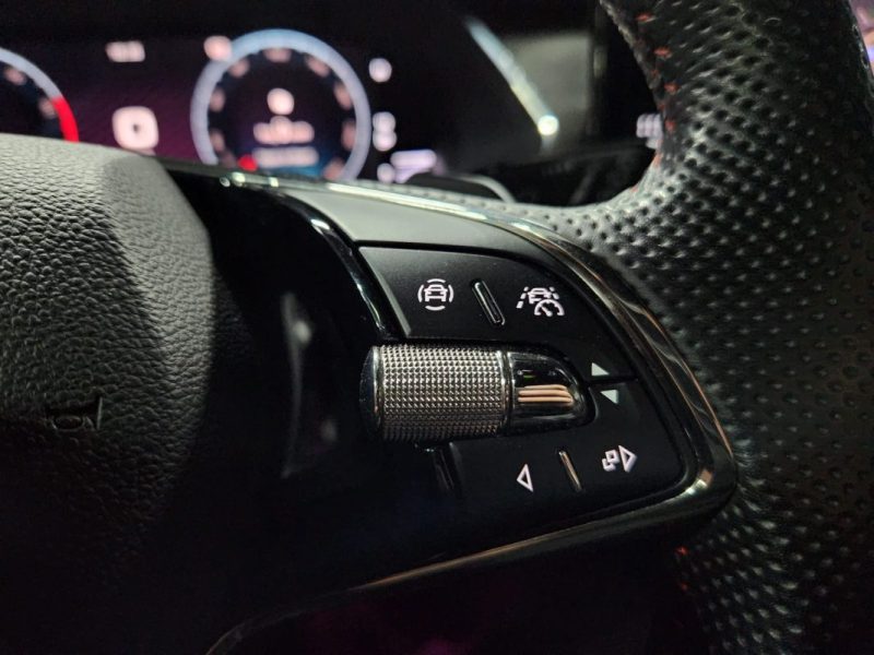 SKODA OCTAVIA Combi RS First Edition 2.0 TSi 245 DSG*VIRTUAL*CAMERA*CANTON*