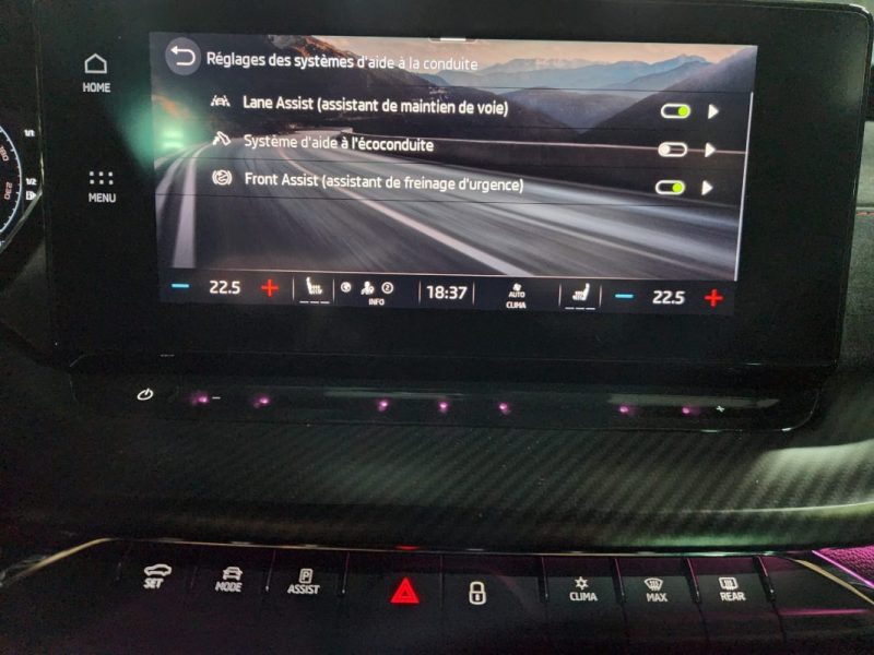 SKODA OCTAVIA Combi RS First Edition 2.0 TSi 245 DSG*VIRTUAL*CAMERA*CANTON*