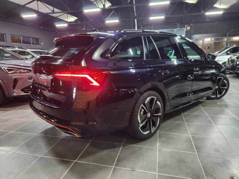 SKODA OCTAVIA Combi RS First Edition 2.0 TSi 245 DSG*VIRTUAL*CAMERA*CANTON*