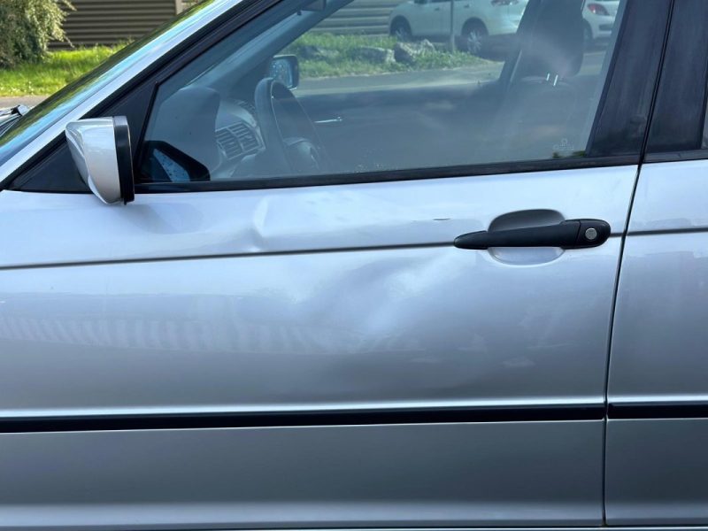 BMW SERIE 3 E46 PHASE 1 / ESSENCE / 5 PORTES / BOITE MANUELLE / REVISION COMPLETE OK