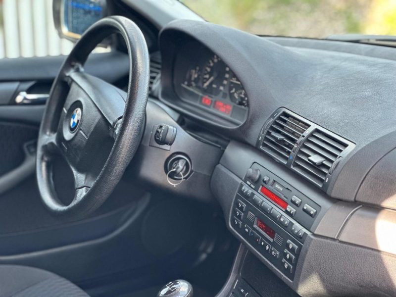 BMW SERIE 3 E46 PHASE 1 / ESSENCE / 5 PORTES / BOITE MANUELLE / REVISION COMPLETE OK