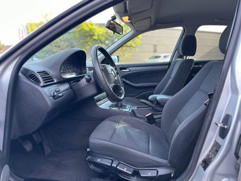 BMW SERIE 3 E46 PHASE 1 / ESSENCE / 5 PORTES / BOITE MANUELLE / REVISION COMPLETE OK