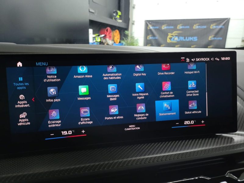 BMW XM 4.4 V8 HYBRID 4WD CARBON SCHWARZ 653 cv