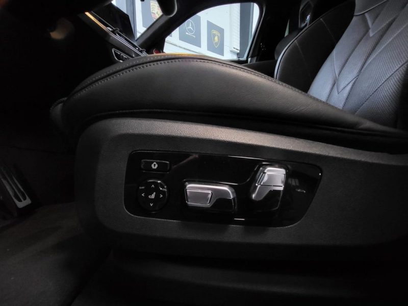 BMW XM 4.4 V8 HYBRID 4WD CARBON SCHWARZ 653 cv