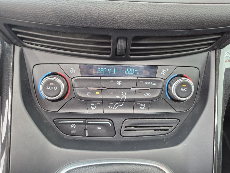 FORD KUGA 1.5 TDCI 120 S&S TITANIUM 