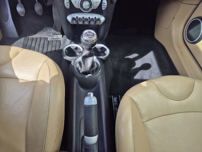 MINI MINI 2 R56 1.6i - 16V COOPER