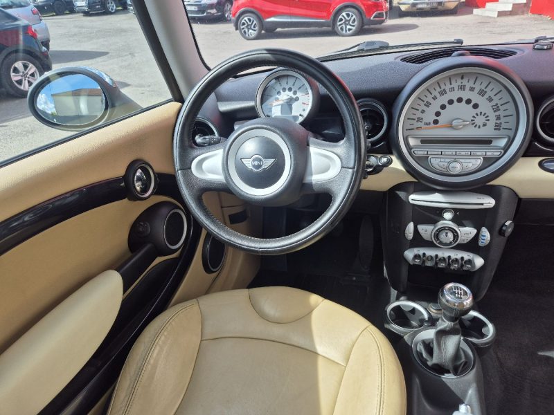 MINI MINI 2 R56 1.6i - 16V COOPER