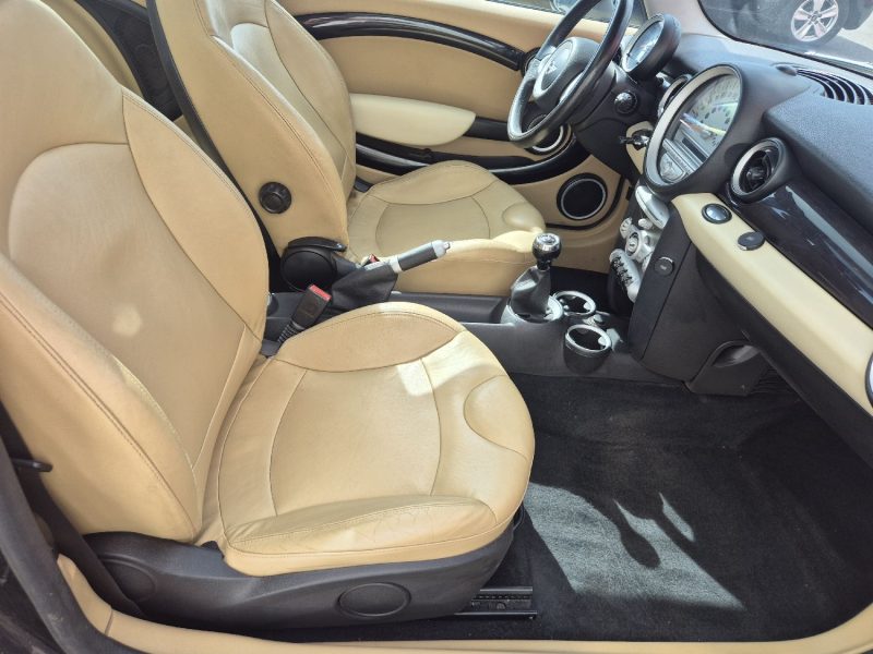 MINI MINI 2 R56 1.6i - 16V COOPER