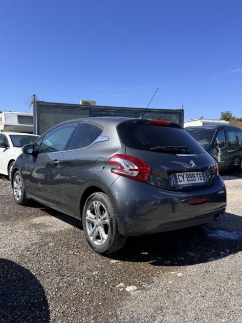 PEUGEOT 208 1.2 VTI ALLURE