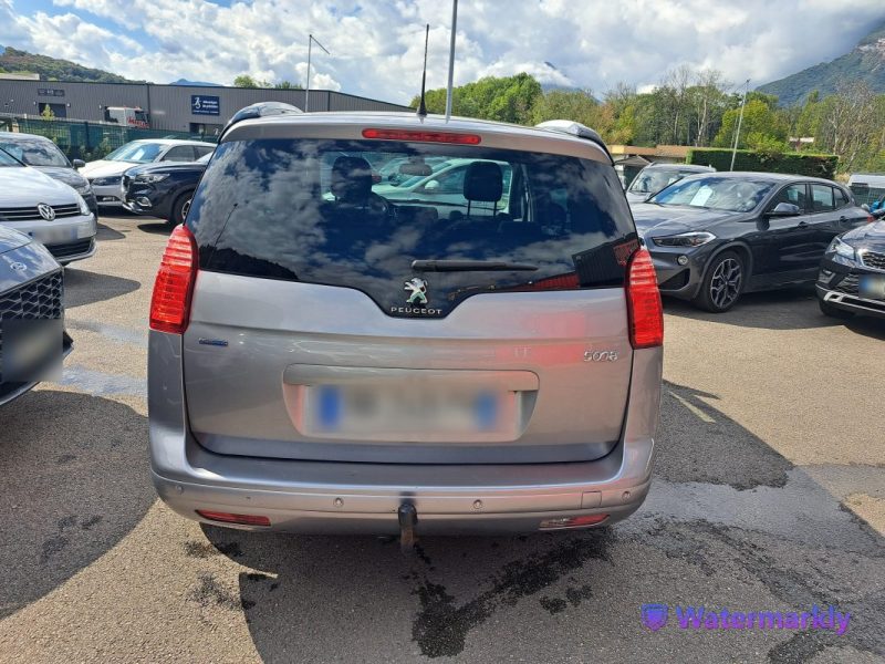 PEUGEOT 5008 1.6 BlueHDi 120ch S&S Style 7 Places