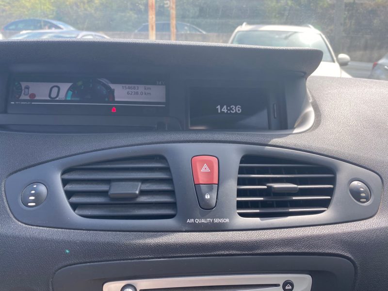 RENAULT MEGANE SCENIC 2011