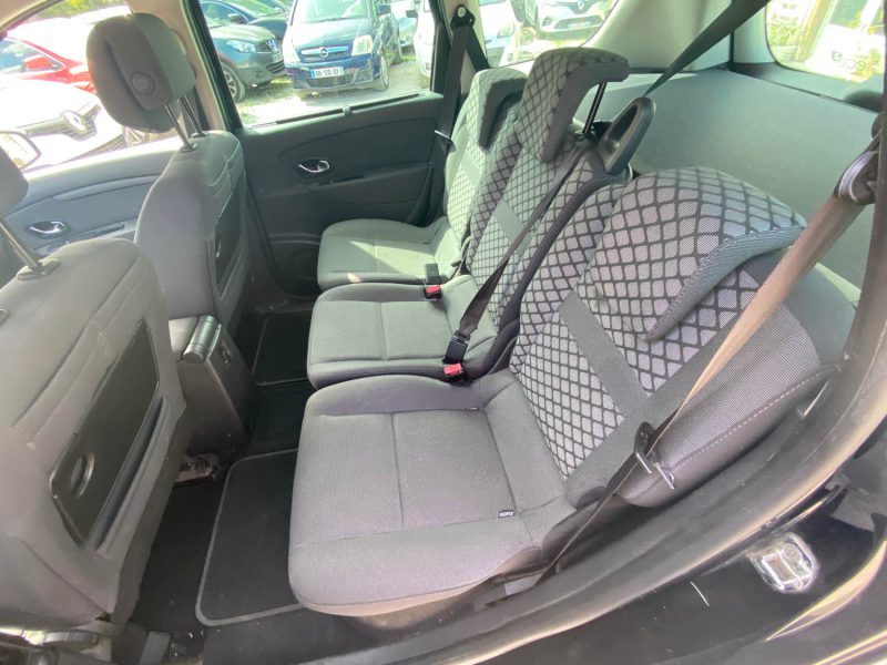 RENAULT MEGANE SCENIC 2011