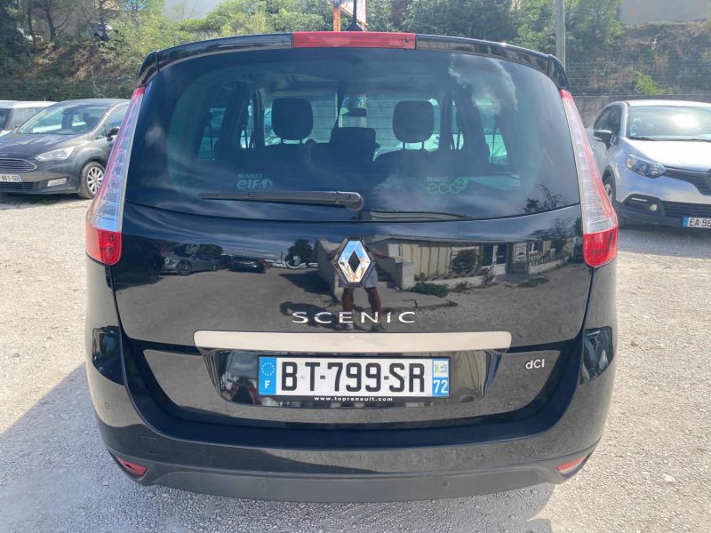 RENAULT MEGANE SCENIC 2011