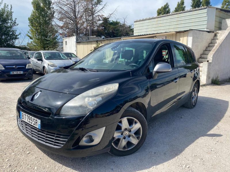 RENAULT MEGANE SCENIC 2011