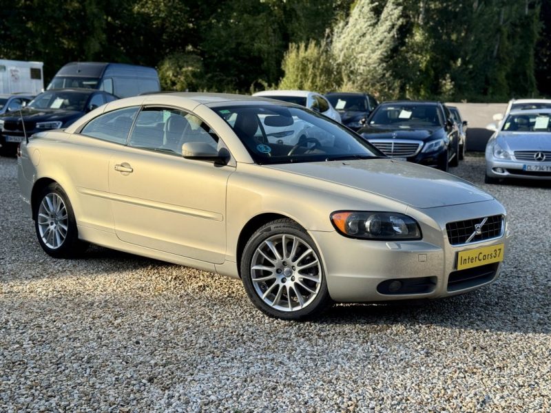 VOLVO C70 2.4 Summum Coupé Cabriolet 170 ch BVA
