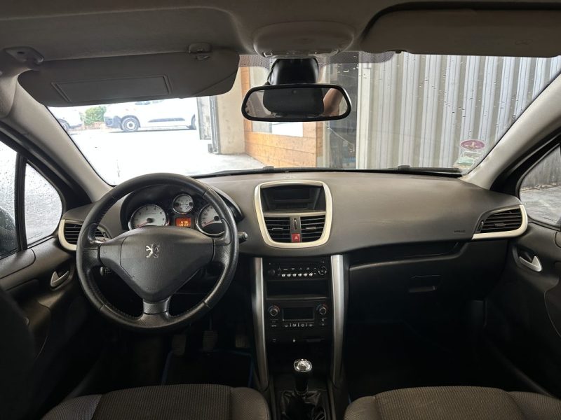 PEUGEOT 207 1.4e Flex Fuel 75cv Access