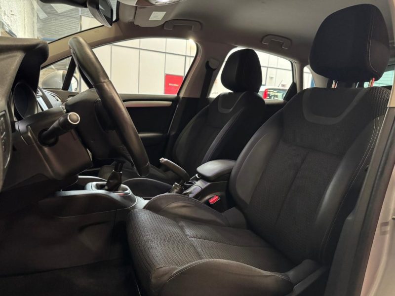CITROEN C4 1.2i 110ch Shine 
