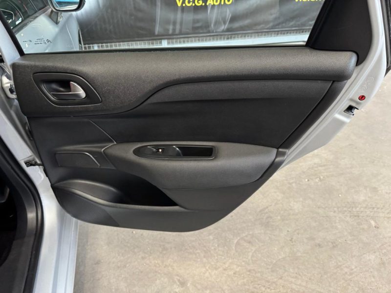 CITROEN C4 1.2i 110ch Shine 